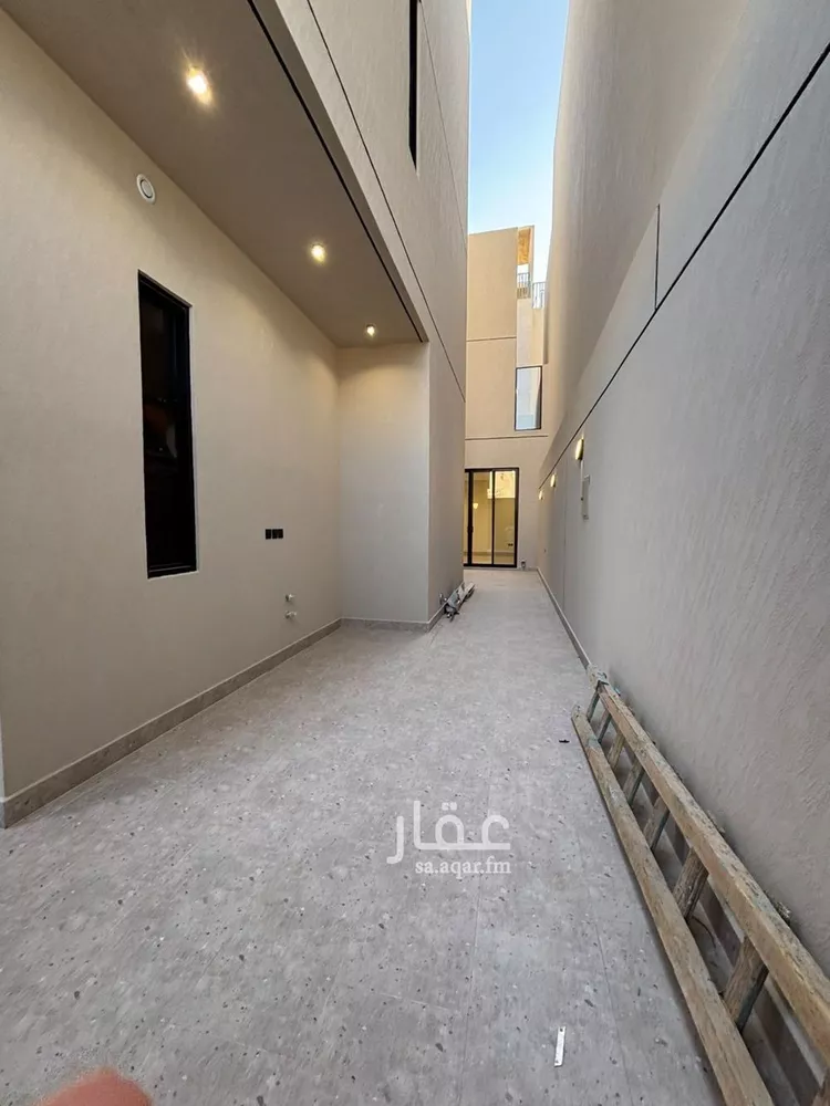 Villa for Sale in Riyadh Al Mahdiyah 12