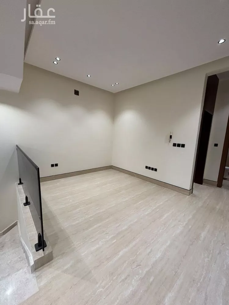 Villa for Sale in Riyadh Al Mahdiyah 18