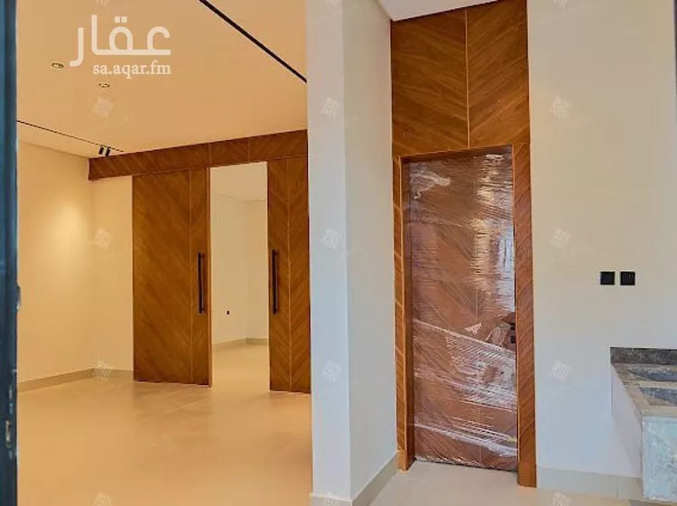 فيلا للبيع في شارع بهاء الدين زهير, حي المهدية, مدينة الرياض, منطقة الرياض صورة 5