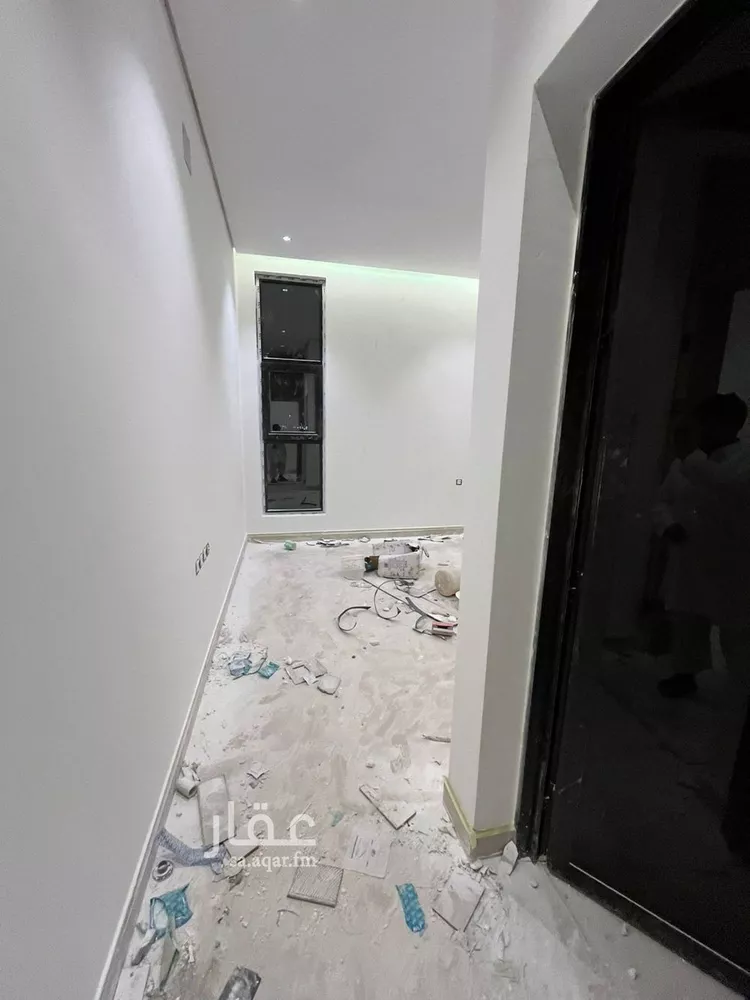 فيلا للبيع في شارع إسماعيل بن أبي الغنائم, حي المهدية, مدينة الرياض, منطقة الرياض صورة 5