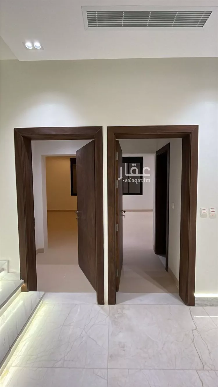 فيلا للبيع في شارع شهيد الدين ثم الوطن هشام سعد ناصر جميعه, حي المهدية, مدينة الرياض, منطقة الرياض صورة 4