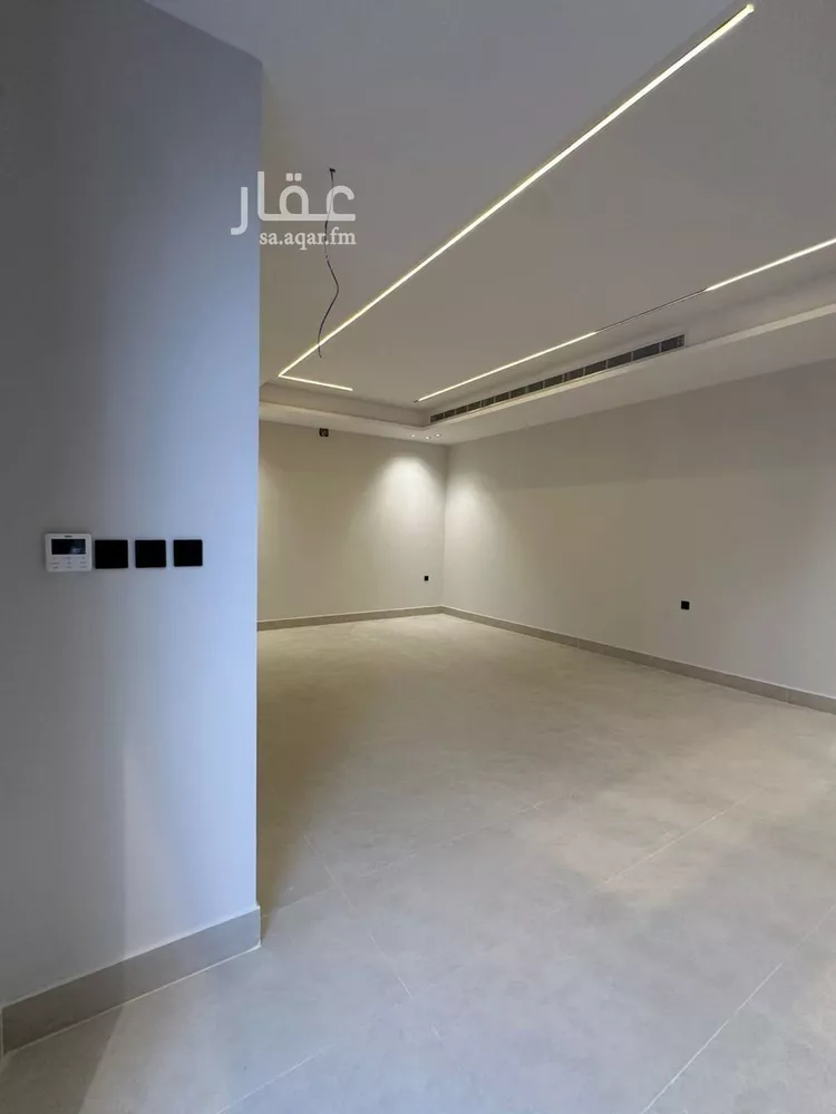 فيلا للبيع في شارع احمد الكازرونى, حي المهدية, مدينة الرياض, منطقة الرياض صورة 5