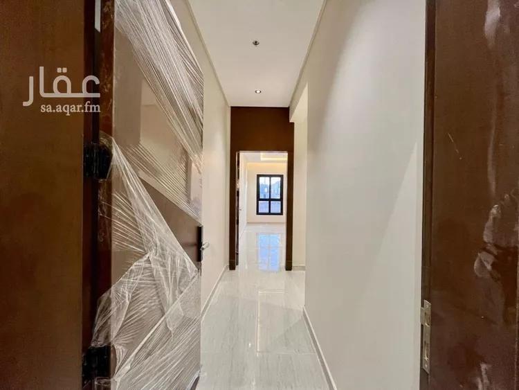 شقة للبيع في شارع أبي الحسن الأسفرائيني, حي المهدية, مدينة الرياض, منطقة الرياض 9