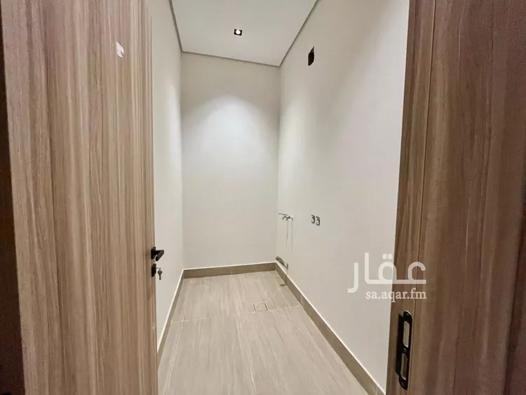 Apartment for Sale in Riyadh Al Mahdiyah 11