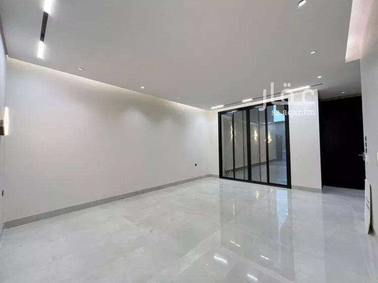 فيلا للبيع في شارع محمد بن أحمد الحجازي, حي المهدية, مدينة الرياض, منطقة الرياض صورة 4