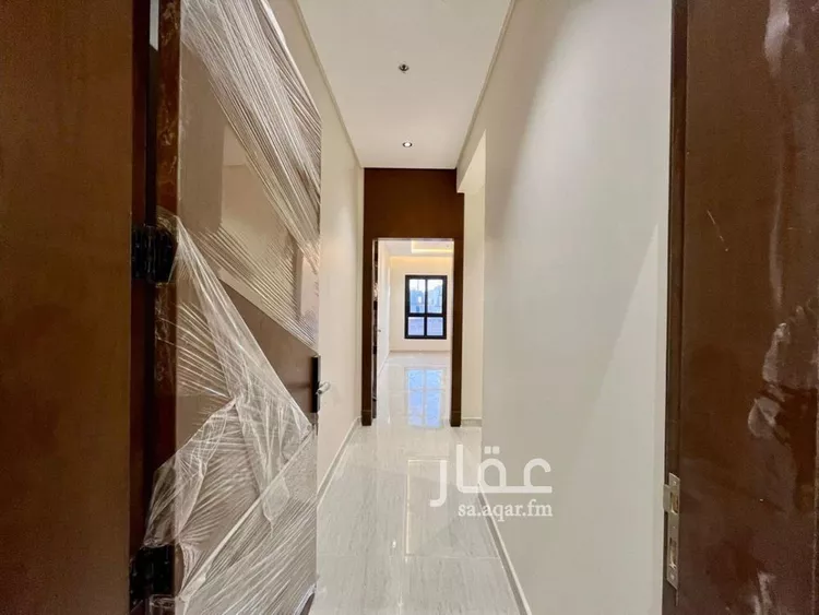 شقة للبيع في شارع أبي الحسن الأسفرائيني, حي المهدية, مدينة الرياض, منطقة الرياض 17