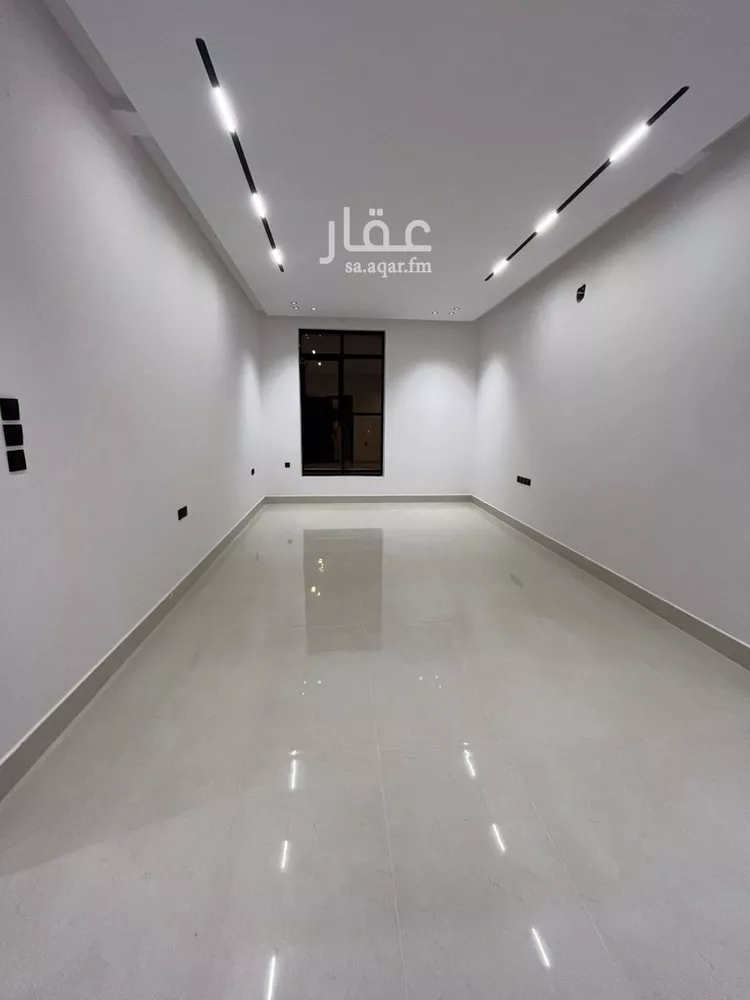 فيلا للبيع في شارع أبي الشيخ الأصبهاني, حي المهدية, مدينة الرياض, منطقة الرياض 21