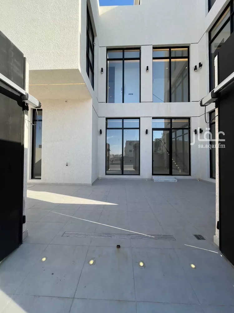 Villa for Sale in Riyadh Al Mahdiyah 6