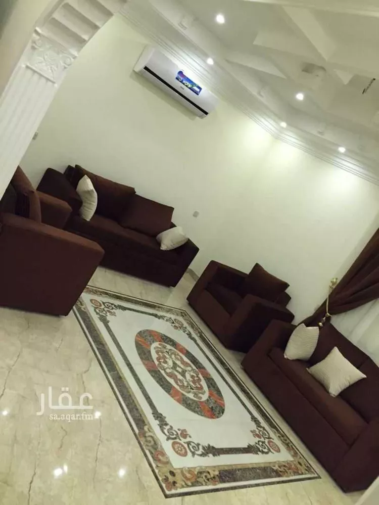 Building for Rent in Medina Al Khalidiyah صورة 3