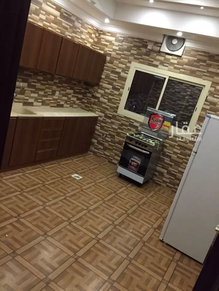 Building for Rent in Medina Al Khalidiyah صورة 4
