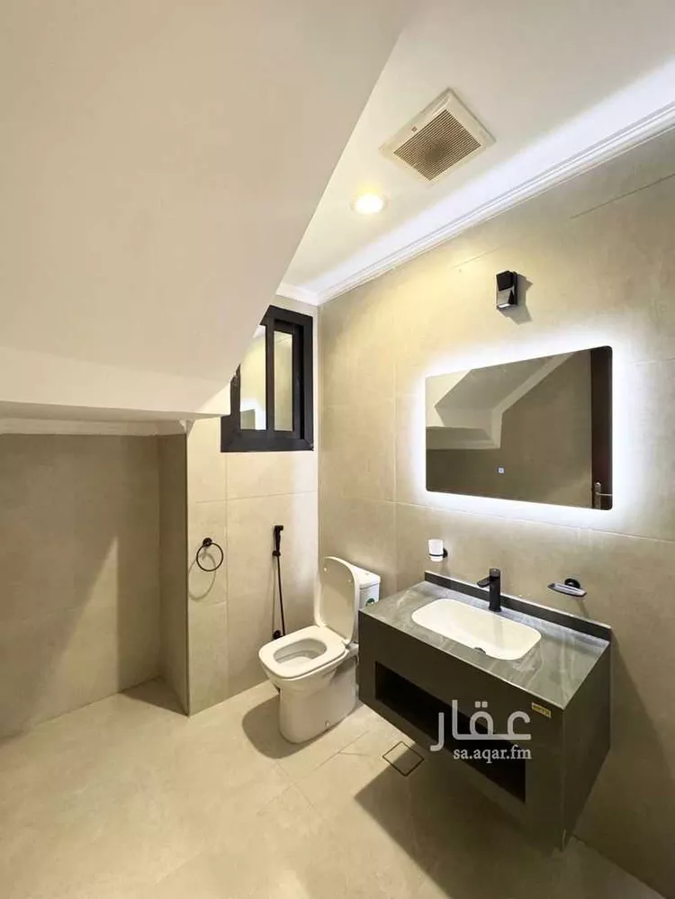 Villa for Rent in Jeddah Al Khalidiyah 10