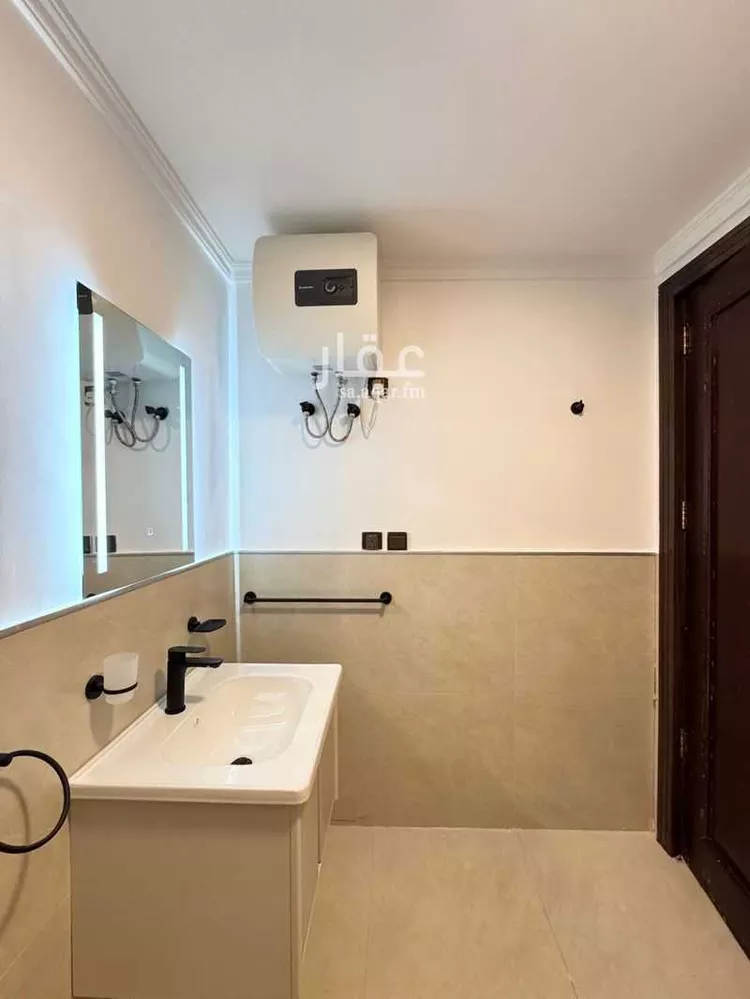 Villa for Rent in Jeddah Al Khalidiyah 17