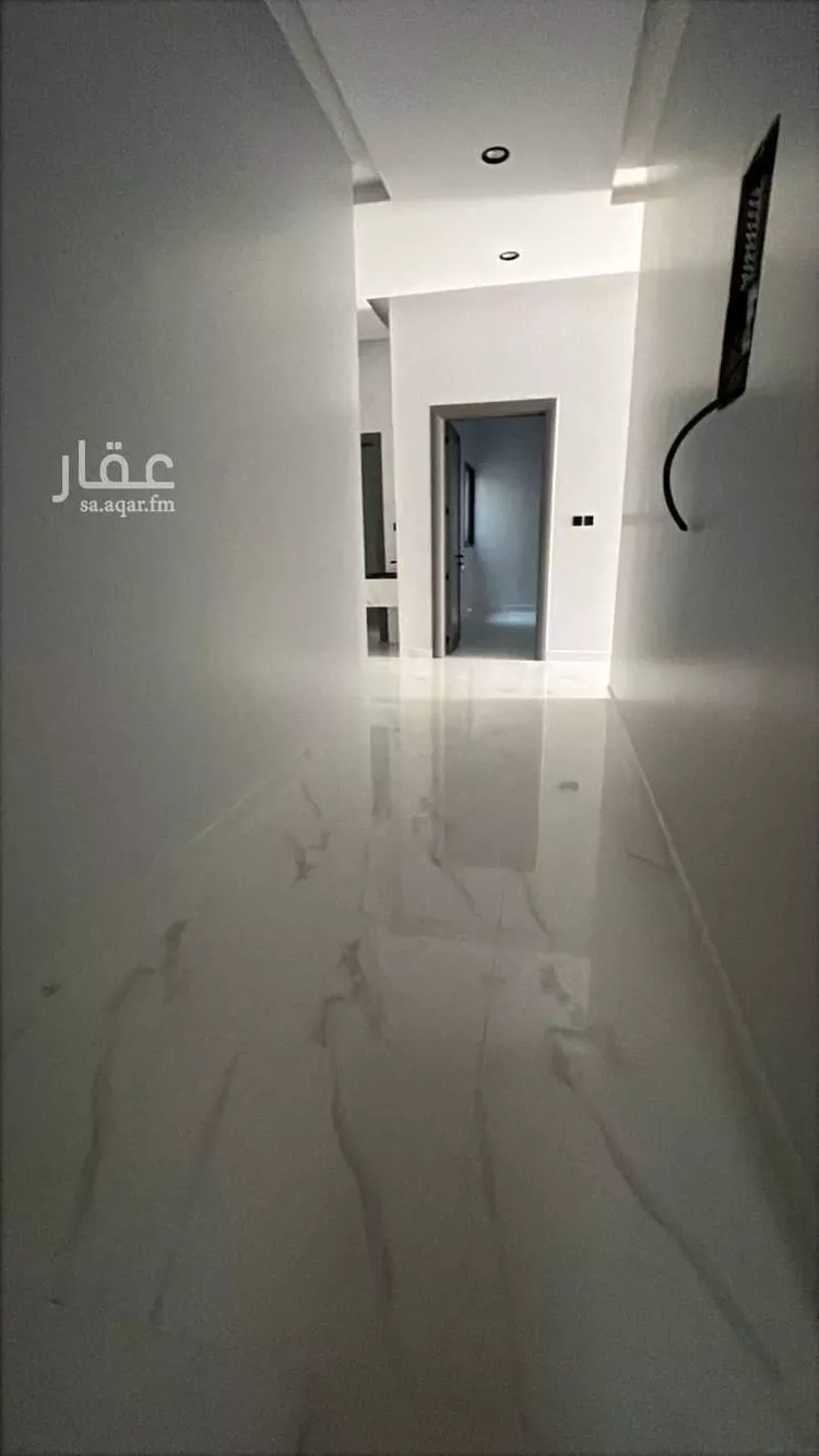 دور للبيع في شارع الشقه العليا 1370, حي السليمانية, مدينة بريدة, منطقة القصيم صورة 3