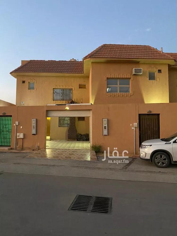 فيلا للبيع في شارع الحسن المالقي, حي الأخضر, مدينة بريدة, منطقة القصيم صورة 2