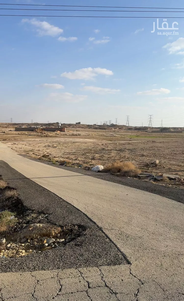 أرض للبيع في شارع الشقه العليا 641, حي الوطاة, مدينة بريده, منطقة القصيم صورة 2
