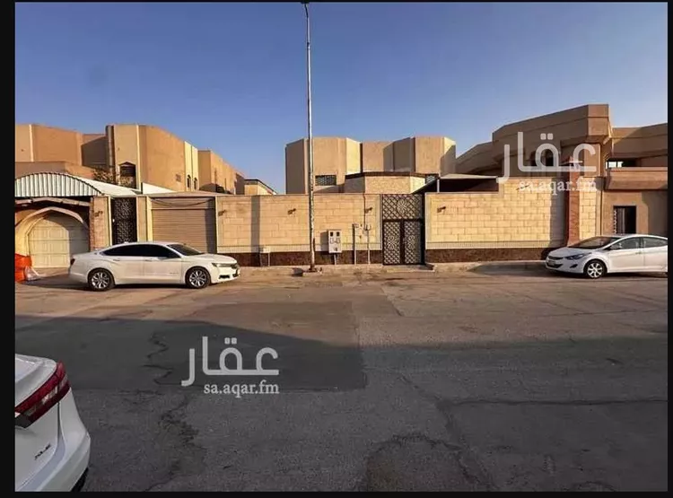 فيلا للبيع في شارع خلاس الهاجري, حي الأمن, مدينة بريدة, منطقة القصيم
