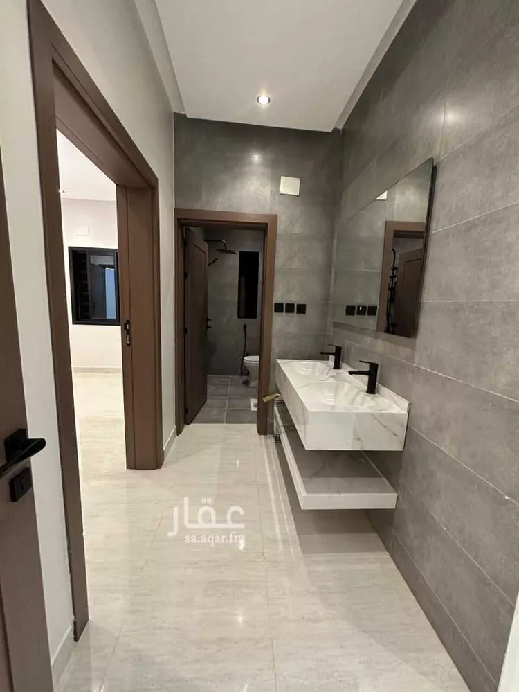 Apartment for Sale in Muhayil Al Huliah West