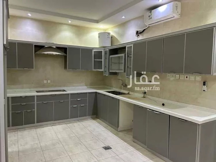 فيلا للبيع في شارع محمد عماد الدين, حي الرمال, مدينة الرياض, منطقة الرياض صورة 3