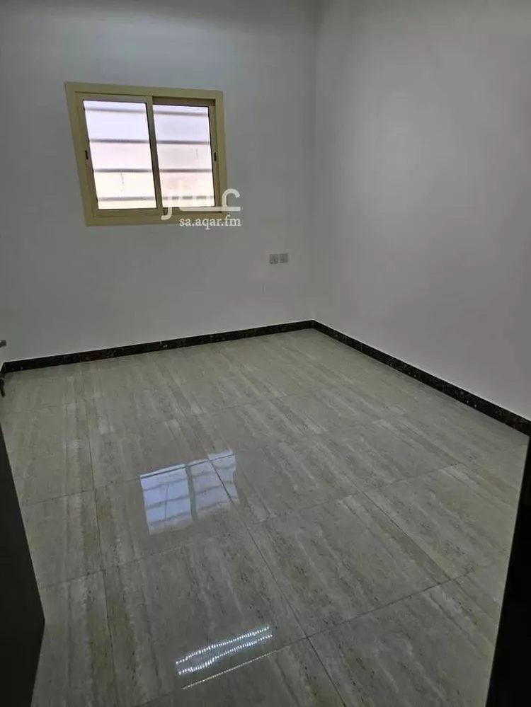 شقة للبيع في شارع صفيح, حي العزيزية, مدينة الرياض, منطقة الرياض صورة 3