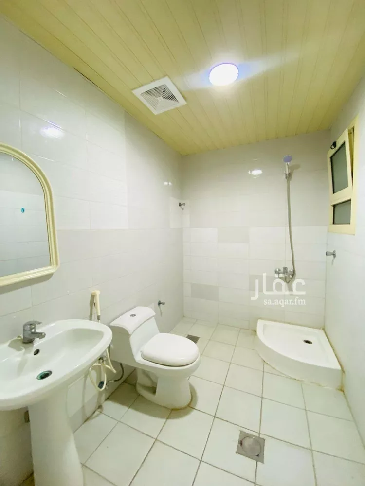 شقة للإيجار في شارع ابو بكر الصديق, حي الفيصلية, مدينة الدمام, المنطقة الشرقية صورة 3