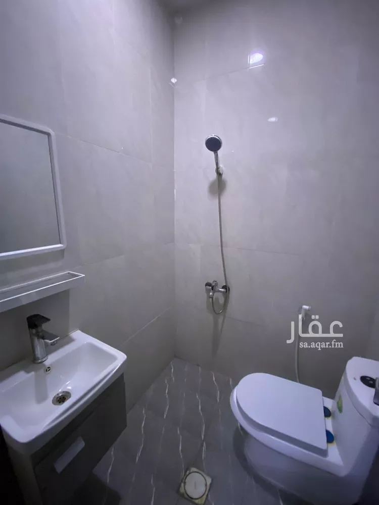 شقة للإيجار في شارع طريق مجلس التعاون, حي التعاون, مدينة الخبر, المنطقة الشرقية صورة 4