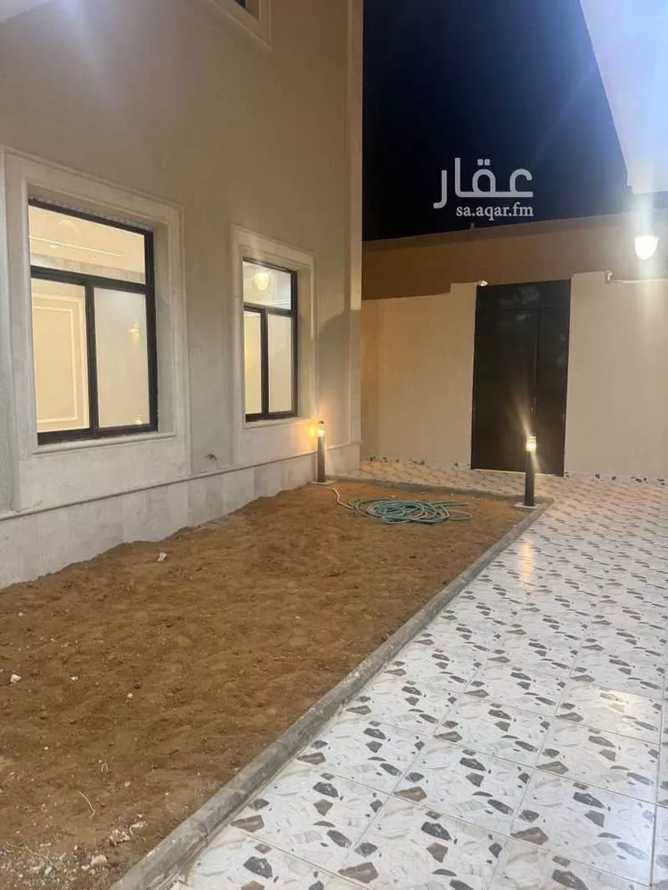 فيلا للبيع في شارع الركنه, حي الإسكان, مدينة حائل, منطقة حائل صورة 4