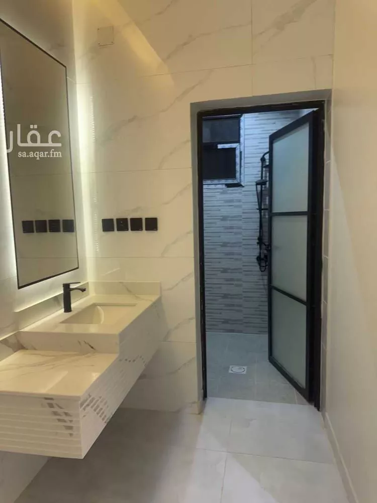 فيلا للبيع في شارع الركنه, حي الإسكان, مدينة حائل, منطقة حائل صورة 3
