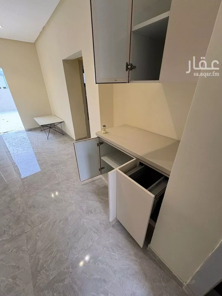 شقة للإيجار في شارع الشهاب المرحومي, حي عكاظ, مدينة الرياض, منطقة الرياض صورة 2
