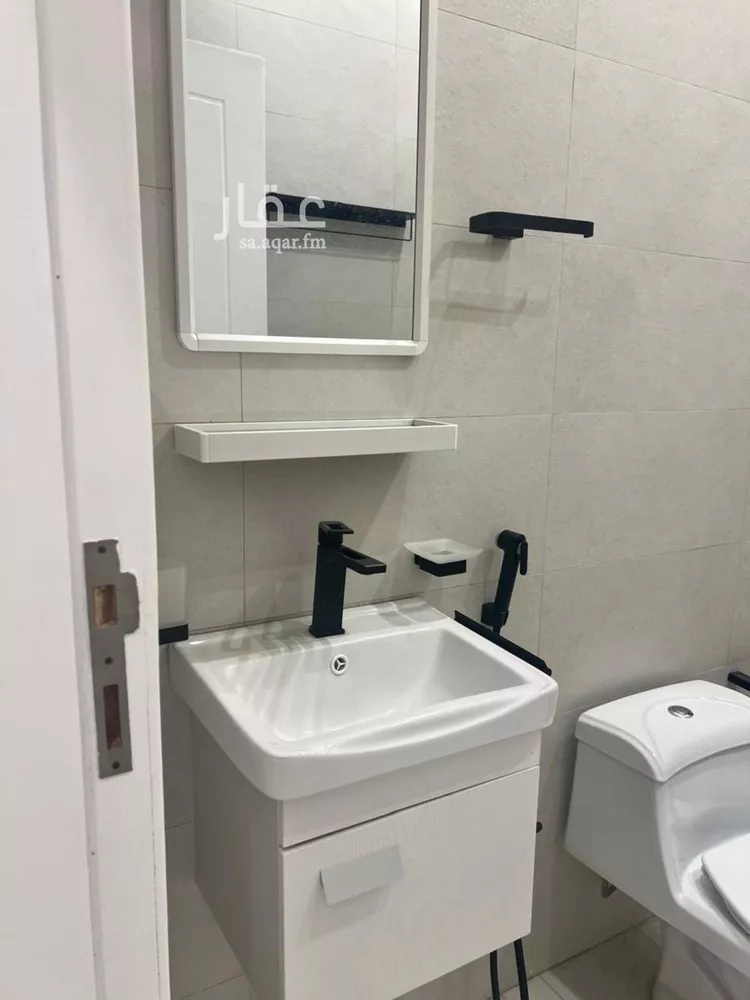 شقة للإيجار في شارع عمر بن عمرو بن إياس, حي النرجس, مدينة الرياض, منطقة الرياض صورة 3