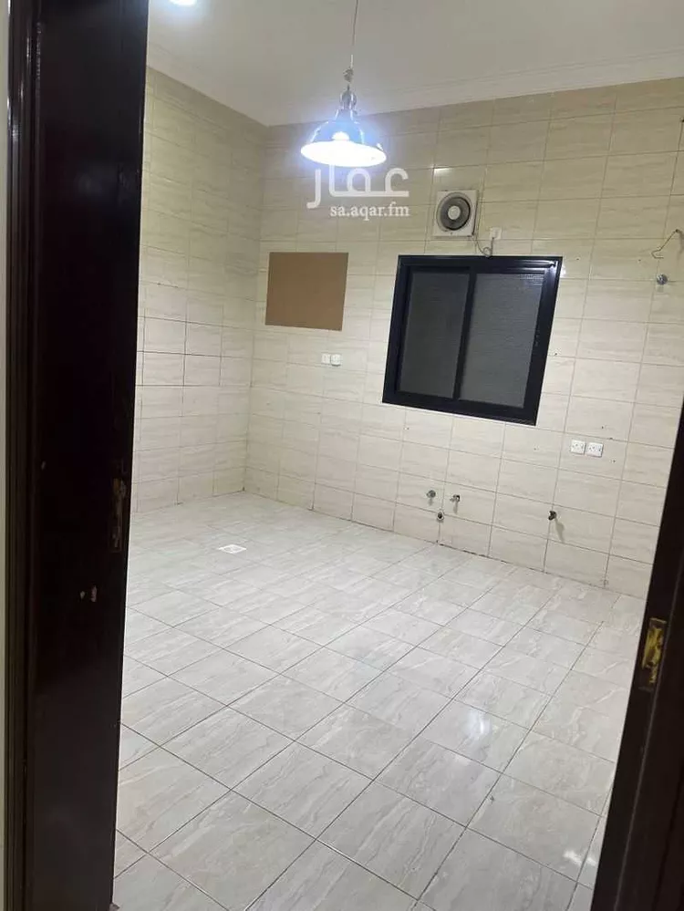 شقة للإيجار في شارع دينار الحجام ، حي الحمدانية ، جدة ، جدة