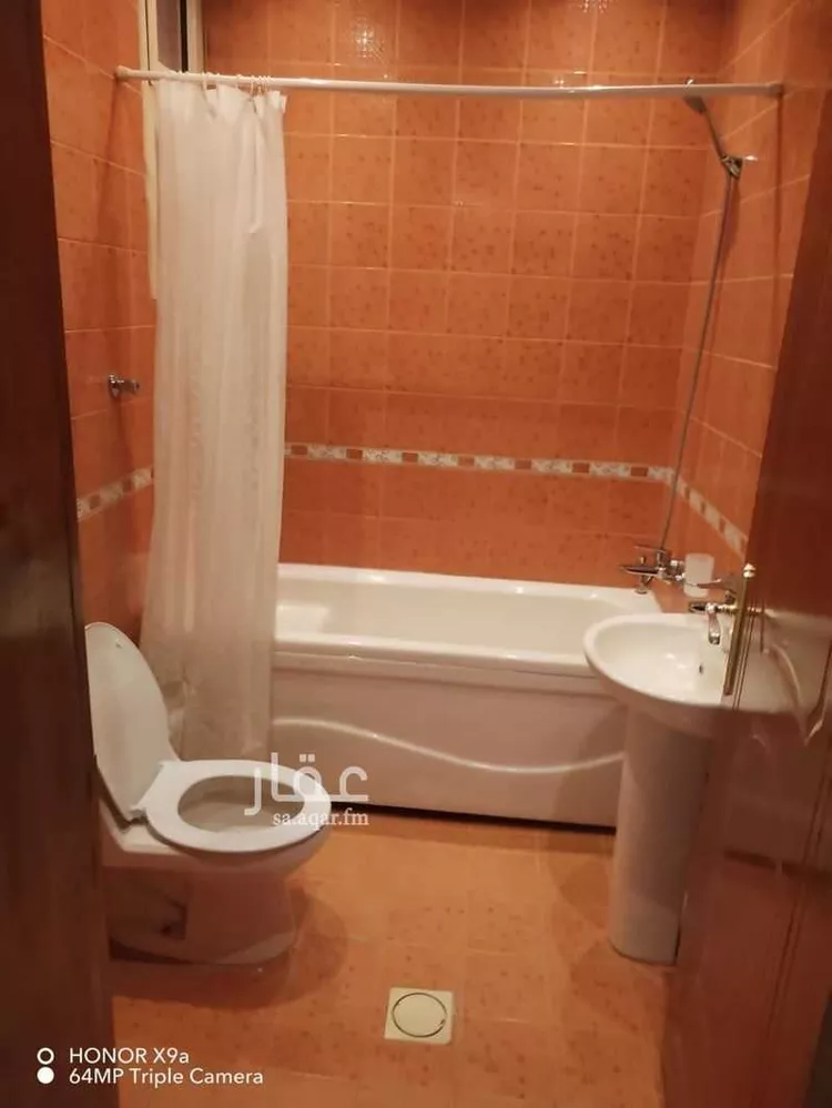 Floor for Rent in Riyadh Al Khaleej