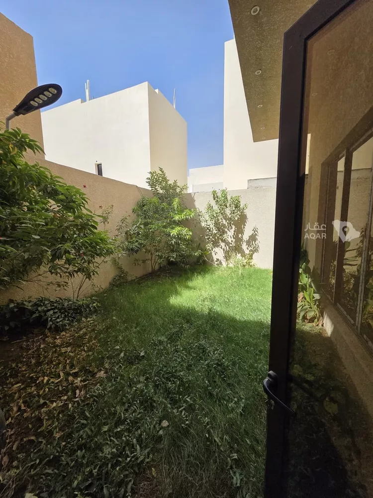 فيلا للإيجار في شارع عبدالله السديس, حي النرجس, مدينة الرياض, منطقة الرياض 25