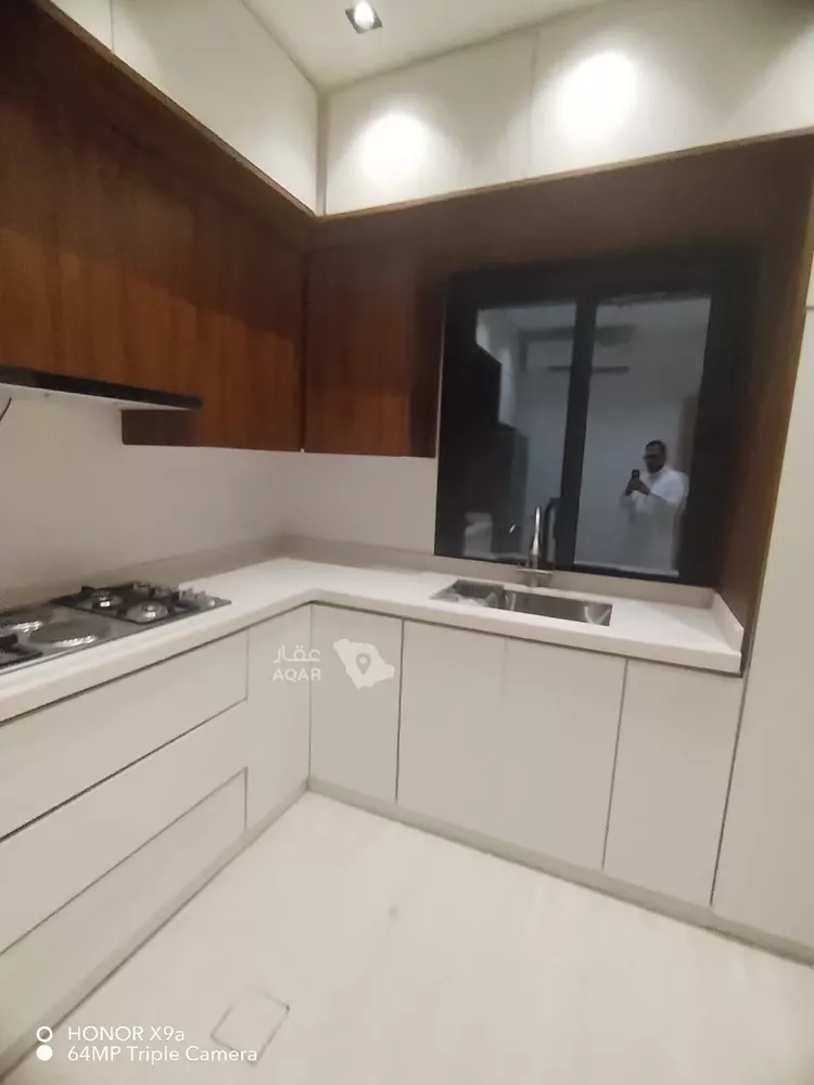 شقة للإيجار في شارع الشيخ عبدالرحمن بن عبداللطيف بن عبدال, حي المنار, مدينة الرياض, منطقة الرياض 16