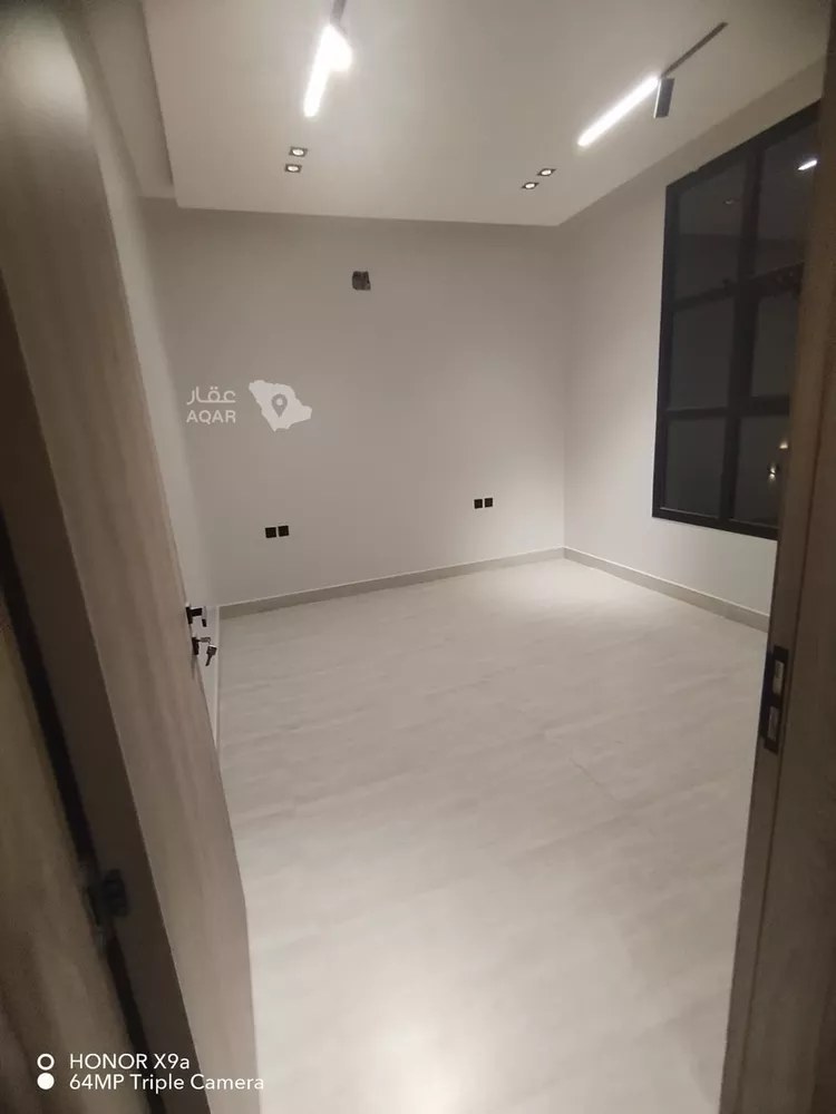 دور للبيع في شارع عبدالله مدهر, حي النهضة, مدينة الرياض, منطقة الرياض 19