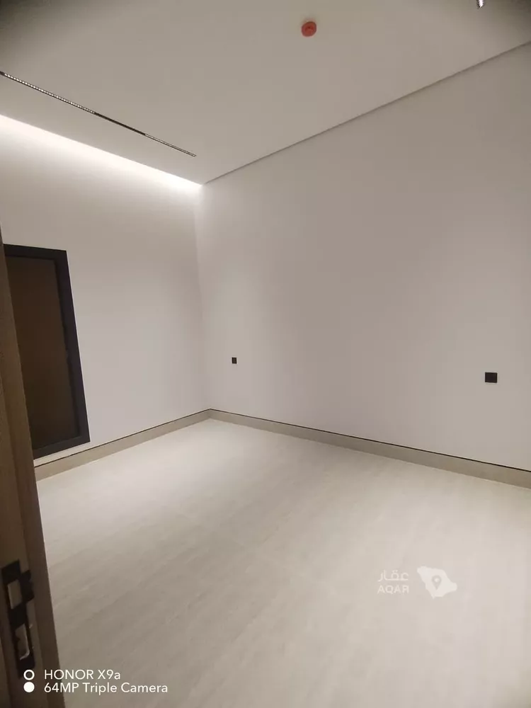 شقة للإيجار في شارع الشيخ عبدالرحمن بن عبداللطيف بن عبدال, حي المنار, مدينة الرياض, منطقة الرياض 8