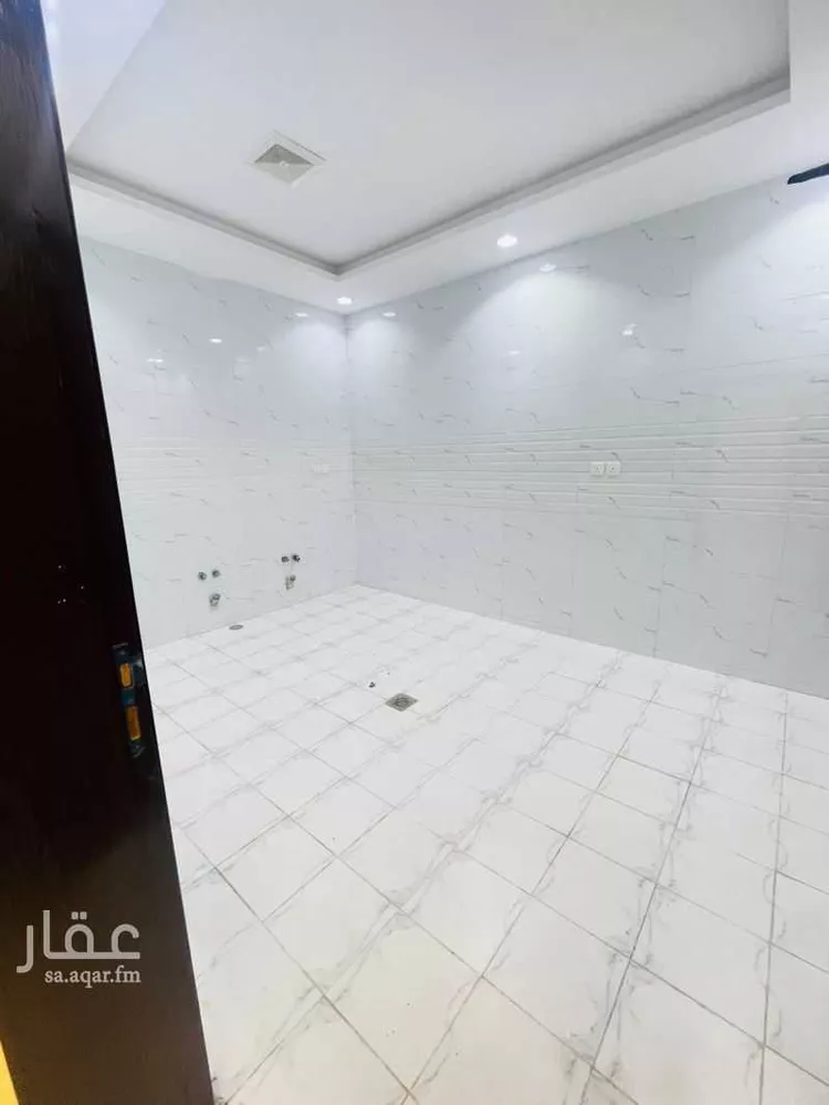 شقة للبيع في شارع عبدالله ابن حارثة, حي مريخ, مدينة جدة, منطقة مكة المكرمة 1 صورة