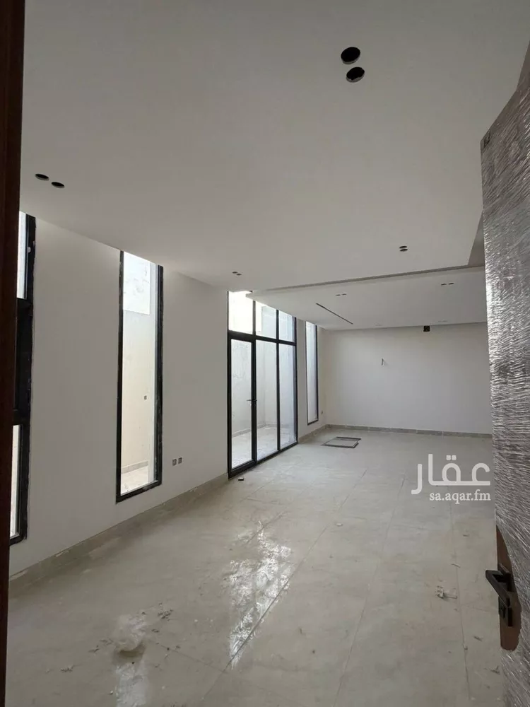 فيلا للبيع في شارع إسماعيل الصائغ, حي النرجس, مدينة الرياض, منطقة الرياض صورة 2