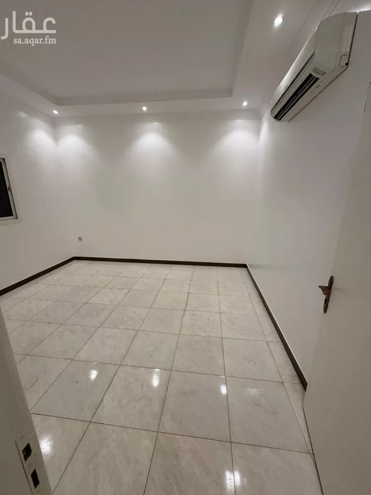 Floor for Sale in Riyadh Al Yasmin صورة 3