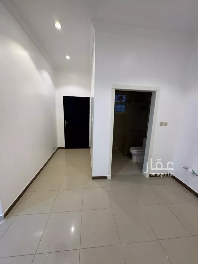 Floor for Sale in Riyadh Al Yasmin صورة 4