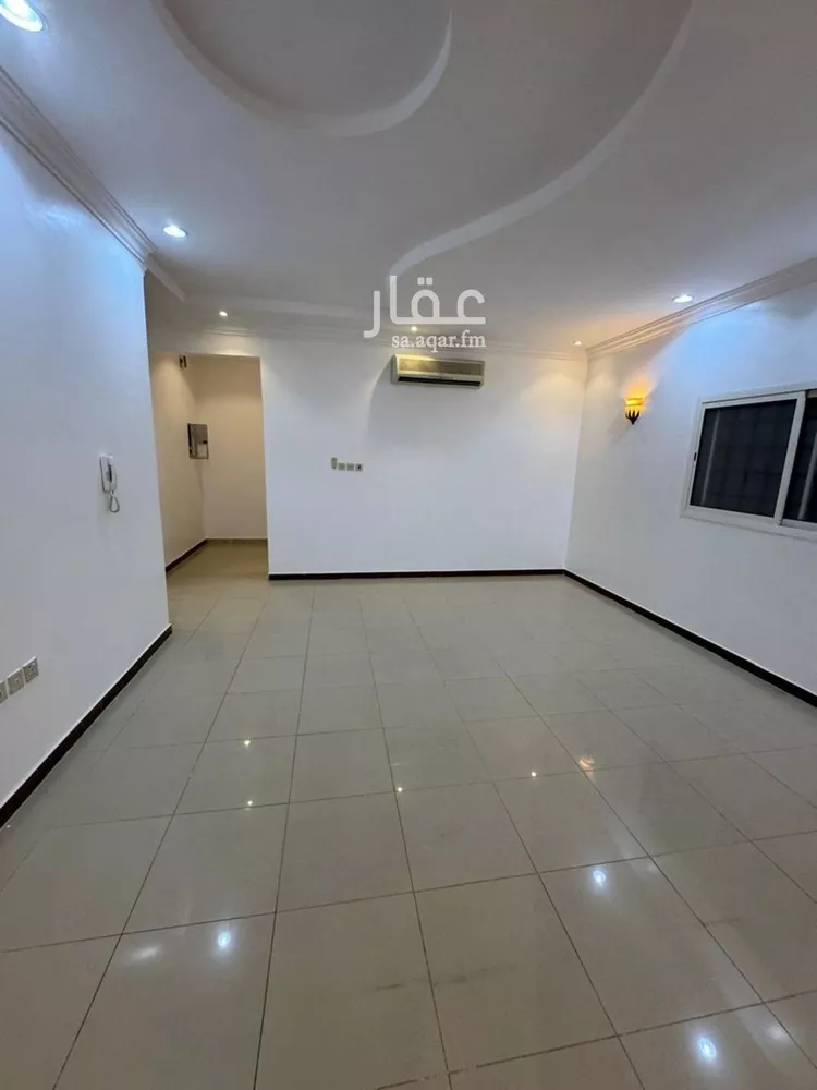Floor for Sale in Riyadh Al Yasmin