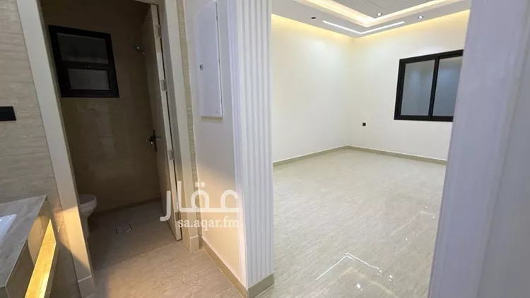 Floor for Sale in Riyadh Ad Dar Al Baida صورة 3