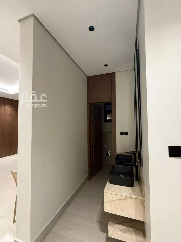 فيلا للبيع في شارع رقم 490, حي النرجس, مدينة الرياض, منطقة الرياض 14