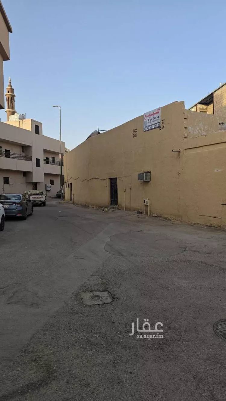 دور للبيع في شارع سعيدبنيزيد, حي السيح, مدينة الخرج, منطقة الرياض