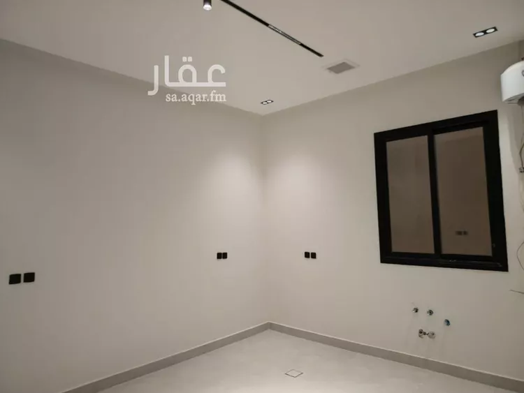 دور للبيع في شارع زياد بن أيوب, حي الرمال, مدينة الرياض, منطقة الرياض صورة 5