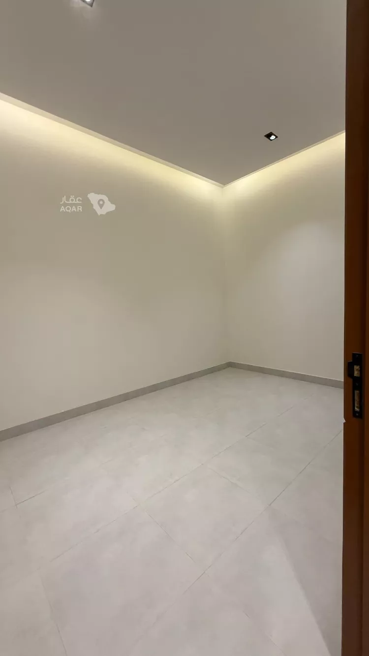 دور للبيع في شارع عمارة بن أوس بن ثعلبة الأنصاري, حي الرمال, مدينة الرياض, منطقة الرياض صورة 4