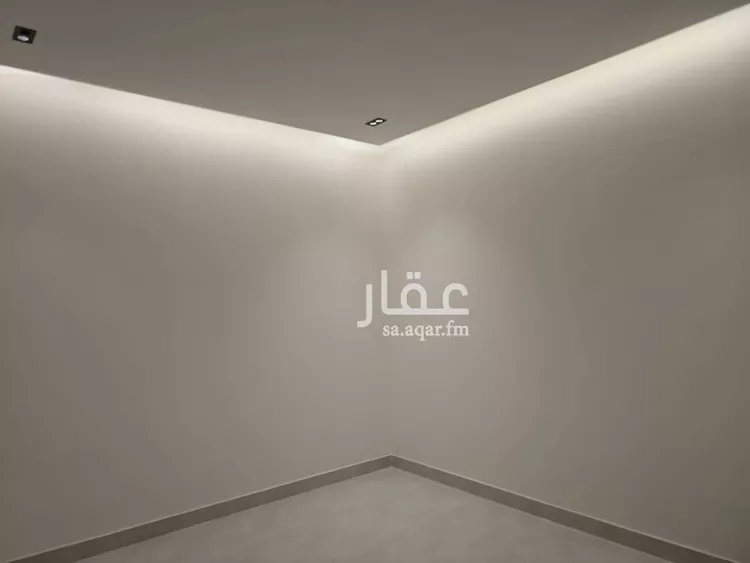 دور للبيع في شارع أبي محمد الأصبهاني, حي الرمال, مدينة الرياض, منطقة الرياض صورة 5