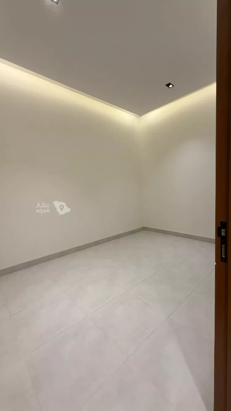دور للبيع في شارع ابن فتوح الحميدي, حي الرمال, مدينة الرياض, منطقة الرياض 11