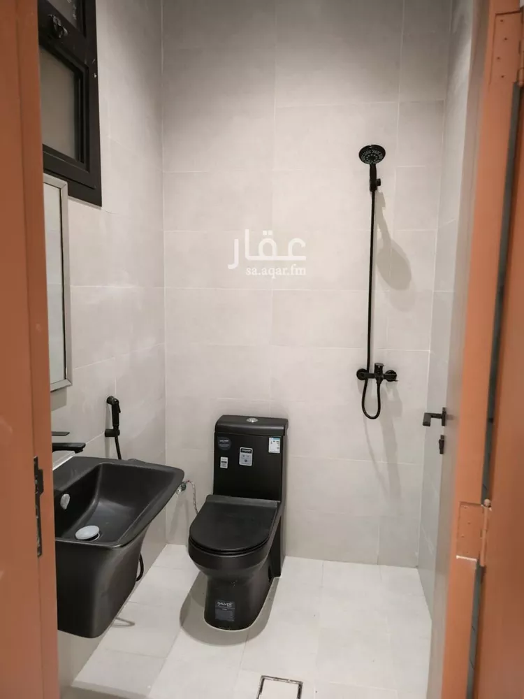 دور للبيع في شارع زرارة بن أحمد, حي الرمال, مدينة الرياض, منطقة الرياض صورة 3
