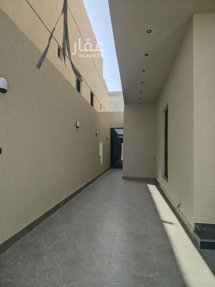 دور للبيع في شارع حسان بن يحيى رفه, حي الرمال, مدينة الرياض, منطقة الرياض صورة 2