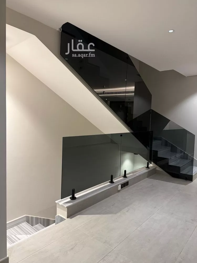 فيلا للإيجار في شارع عبدالملك البرداني, حي العارض, مدينة الرياض, منطقة الرياض صورة 4
